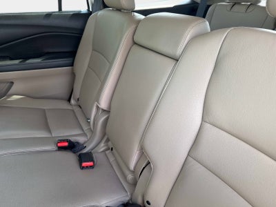 2022 Honda Pilot Touring 8-Passenger