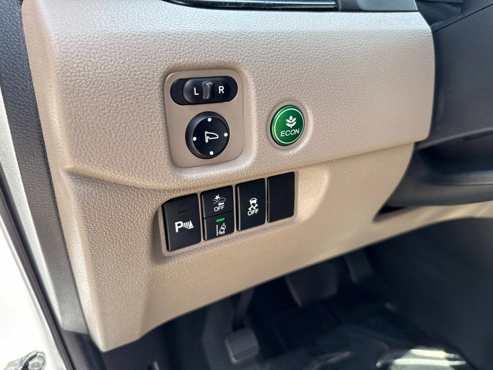 2022 Honda Pilot Touring 8-Passenger