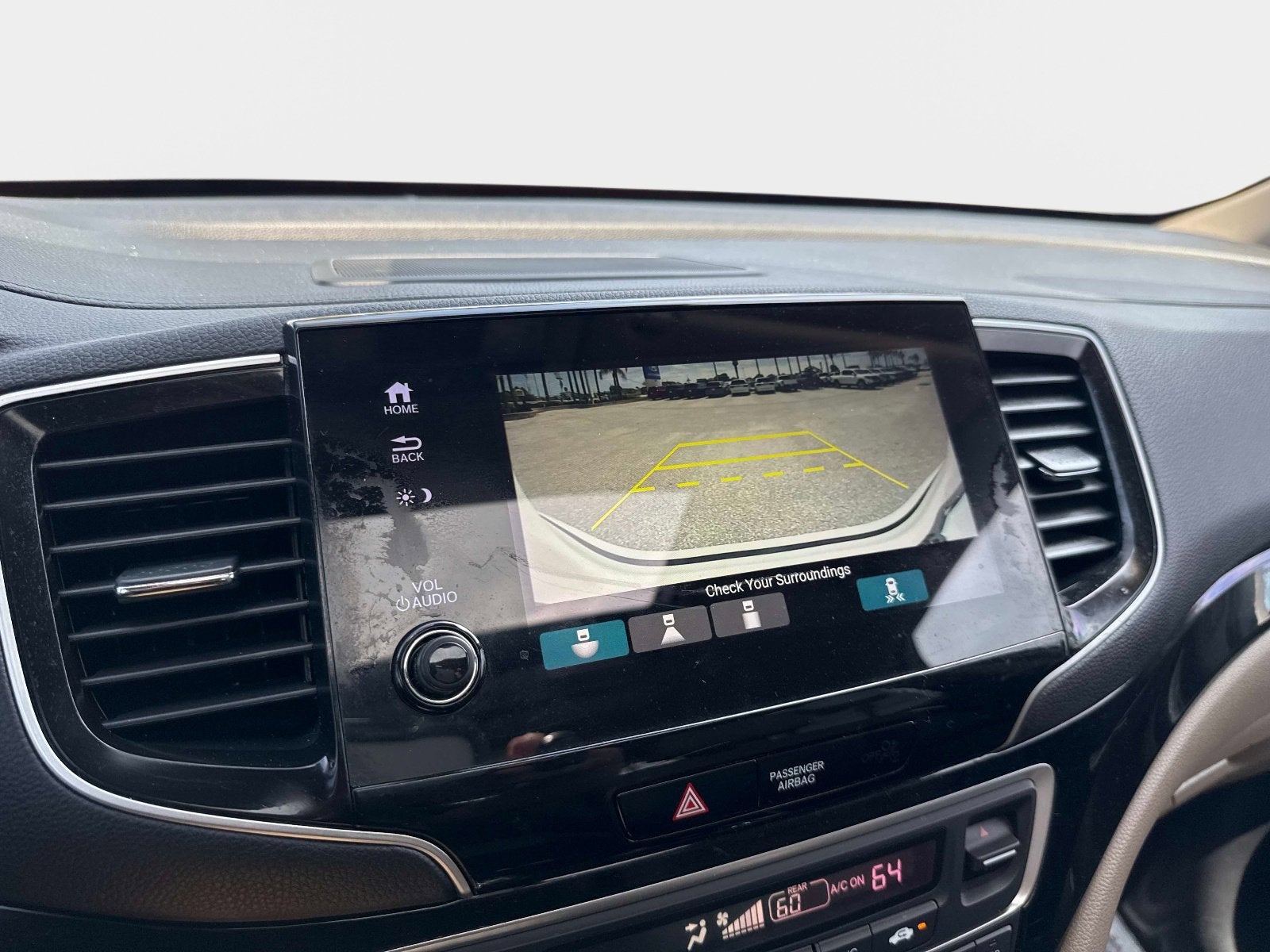 2022 Honda Pilot Touring 8-Passenger
