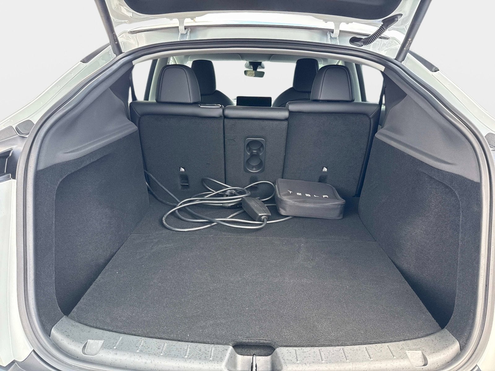 2026 Tesla Model Y Premium