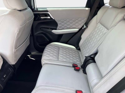2023 Mitsubishi Outlander SEL