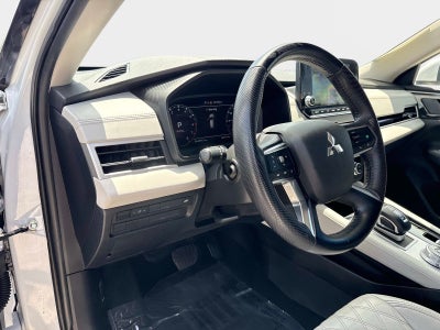 2023 Mitsubishi Outlander SEL