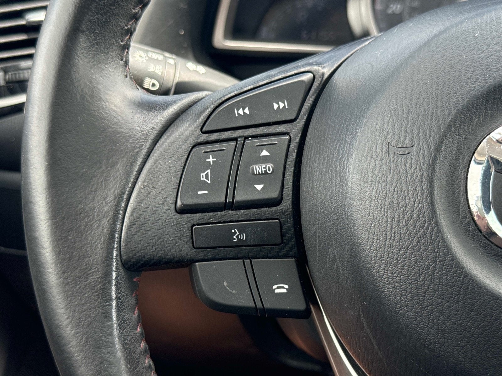 2014 Mazda Mazda3 i Grand Touring