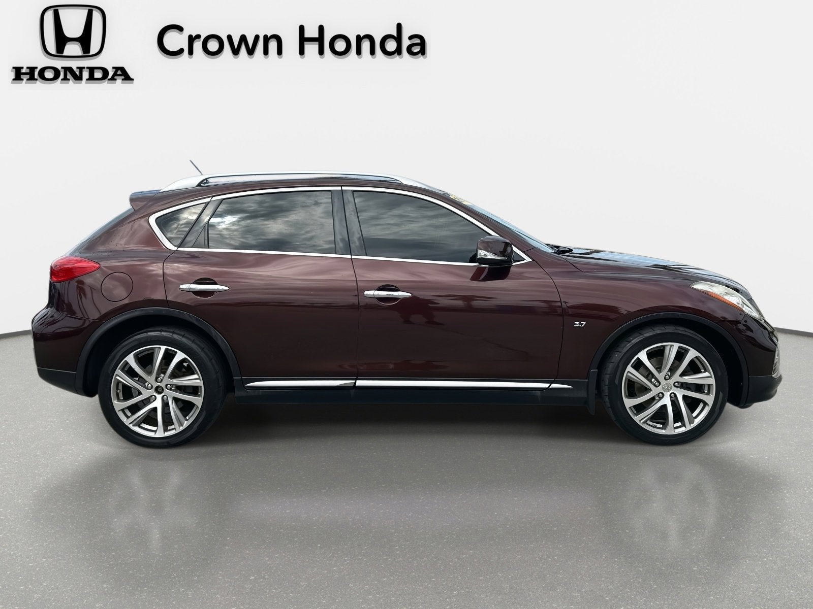 2016 INFINITI QX50 Base