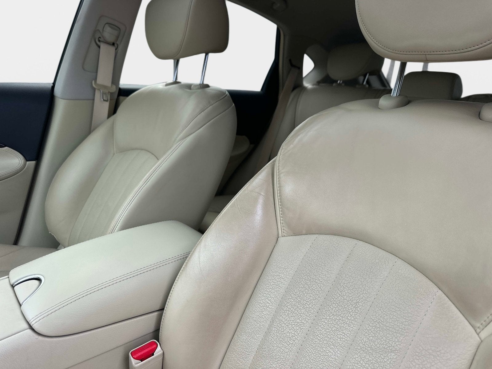 2016 INFINITI QX50 Base