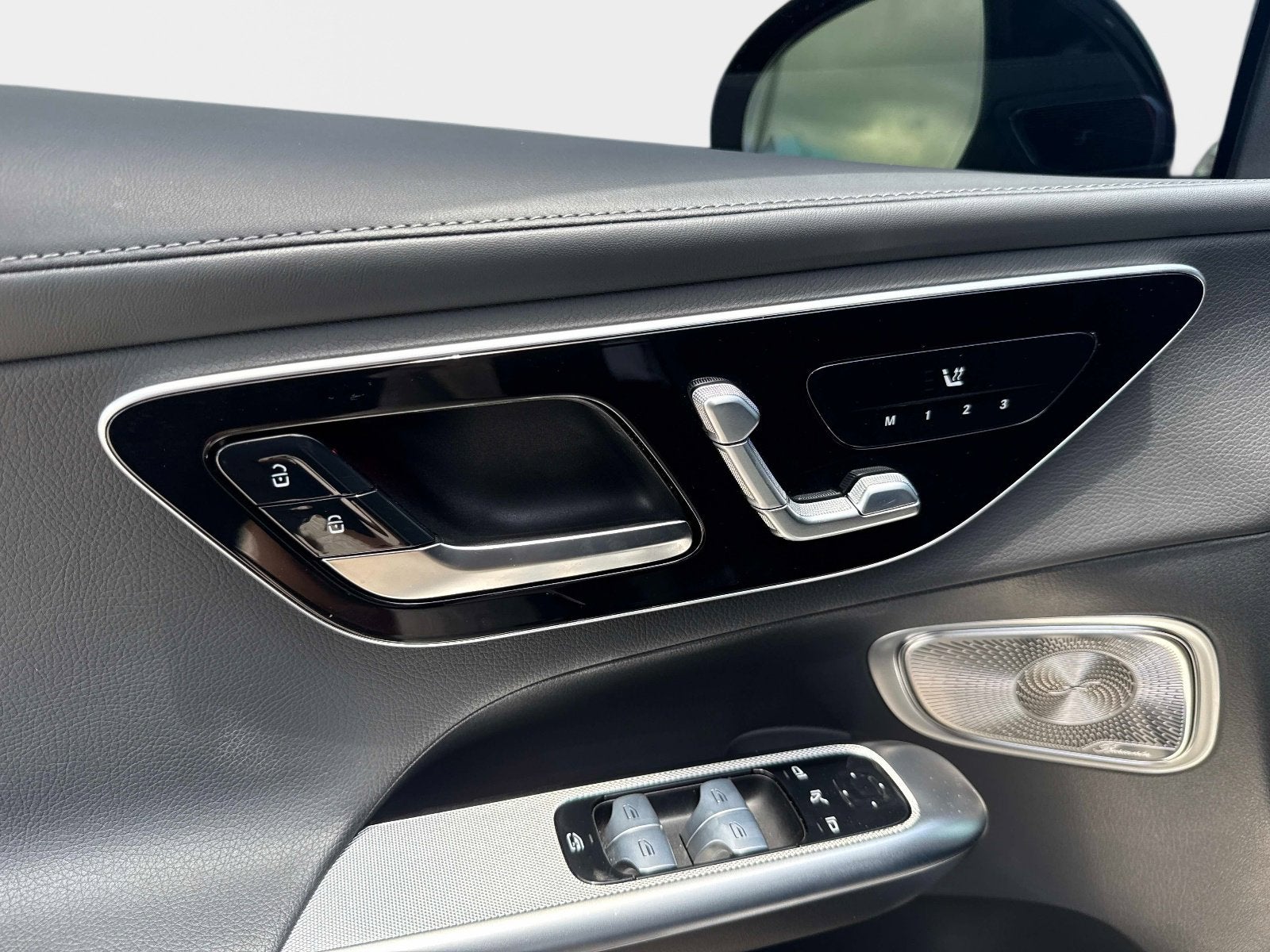 2024 Mercedes-Benz GLC GLC 300