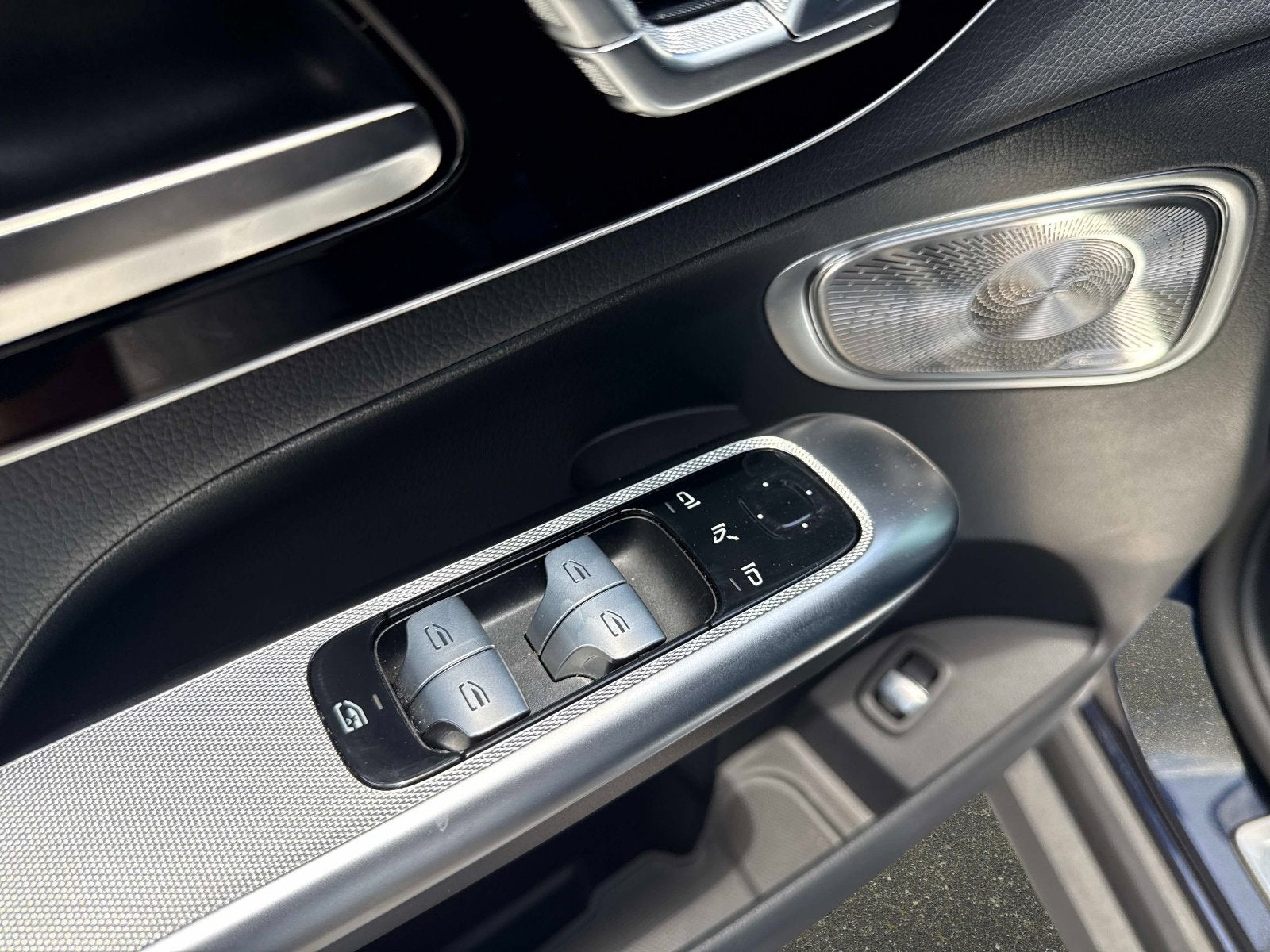 2024 Mercedes-Benz GLC GLC 300