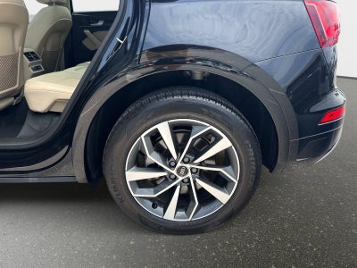 2023 Audi Q5 S line Premium