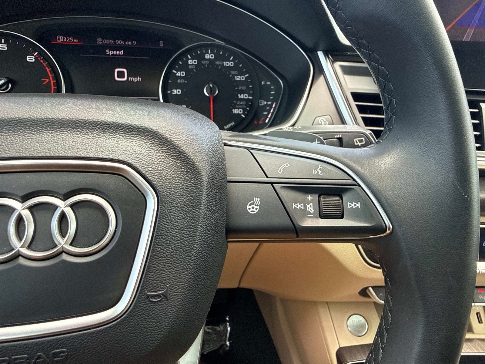 2023 Audi Q5 S line Premium