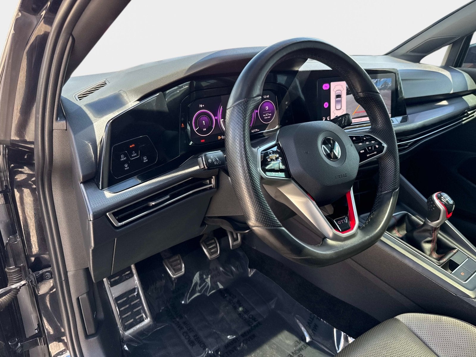 2022 Volkswagen Golf GTI SE