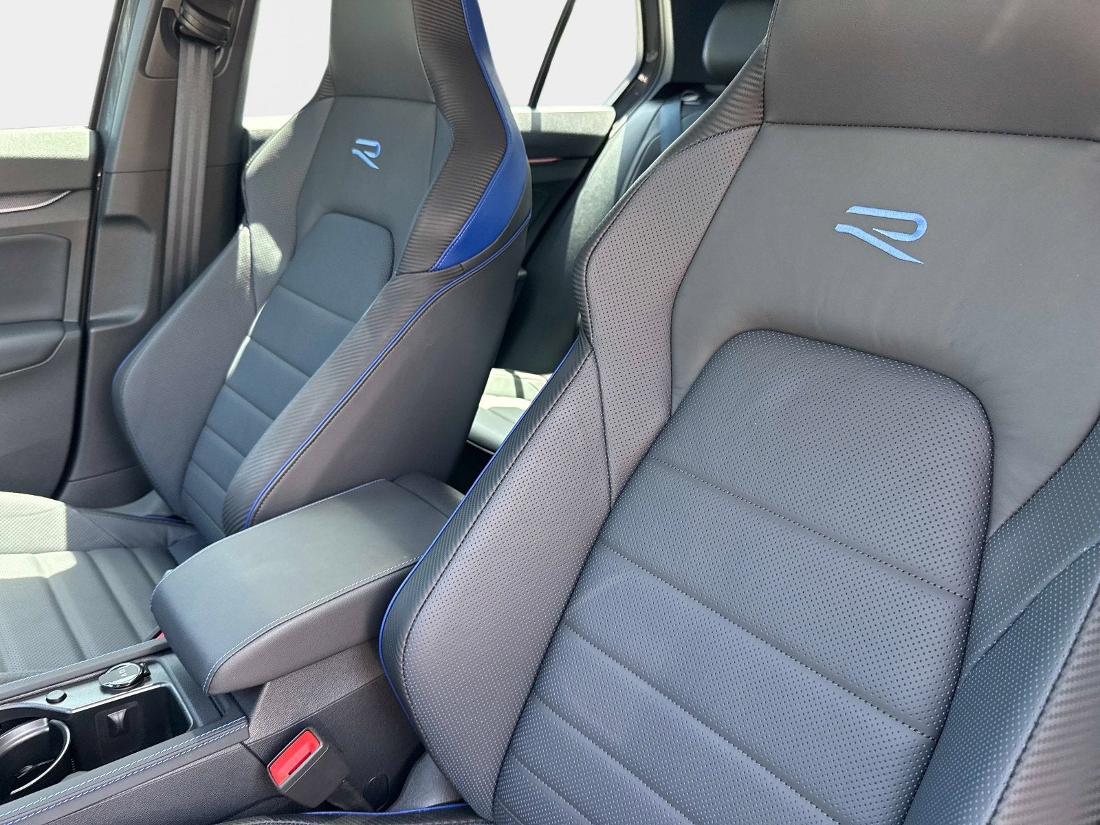 2026 Volkswagen Golf R 2.0T