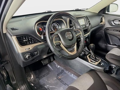 2016 Jeep Cherokee Altitude