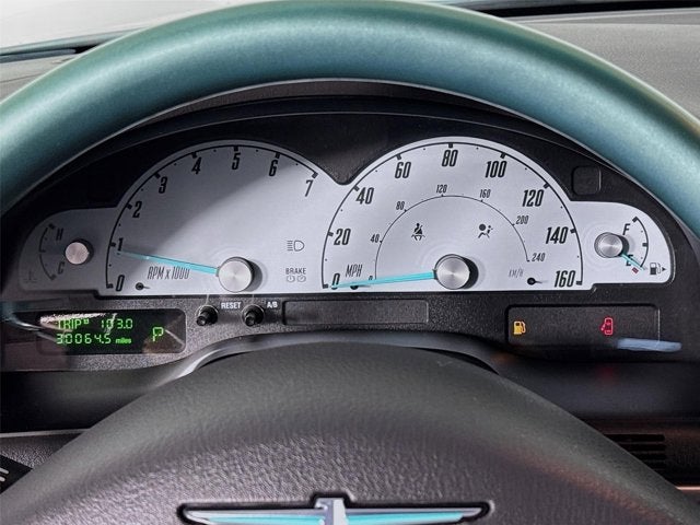2002 Ford Thunderbird Base