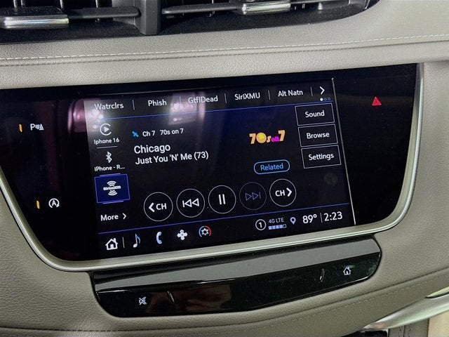 2022 Cadillac XT5 Premium Luxury