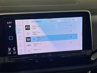 2024 Volkswagen Atlas Cross Sport 2.0T SEL