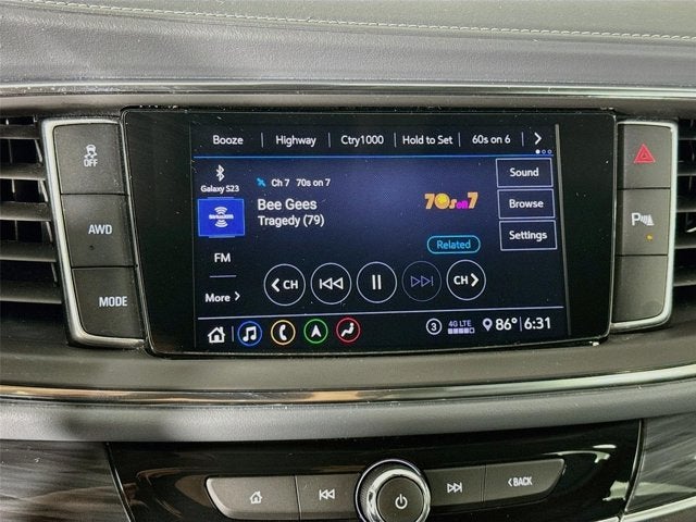 2021 Buick Enclave Essence