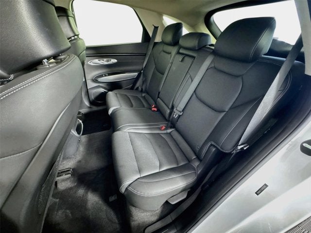 2024 Genesis GV70 2.5T