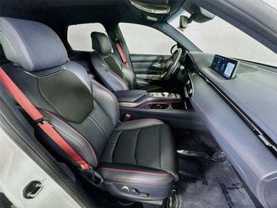 2024 Genesis GV70 2.5T