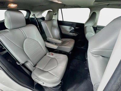 2021 Toyota Highlander Hybrid XLE
