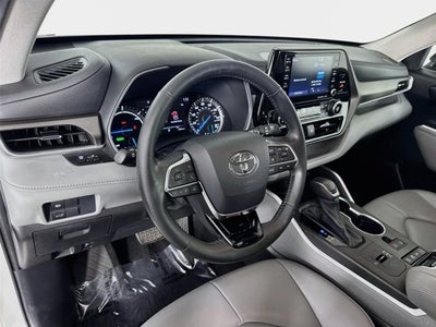 2021 Toyota Highlander Hybrid XLE