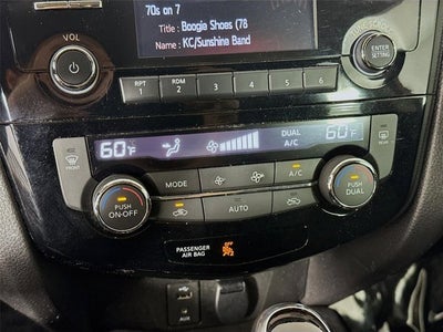 2017 Nissan Rogue Sport SV