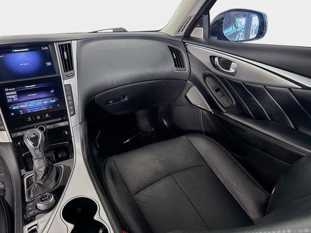 2022 INFINITI Q50 LUXE