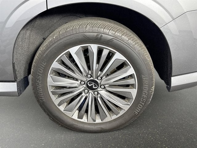 2025 INFINITI QX80 SENSORY