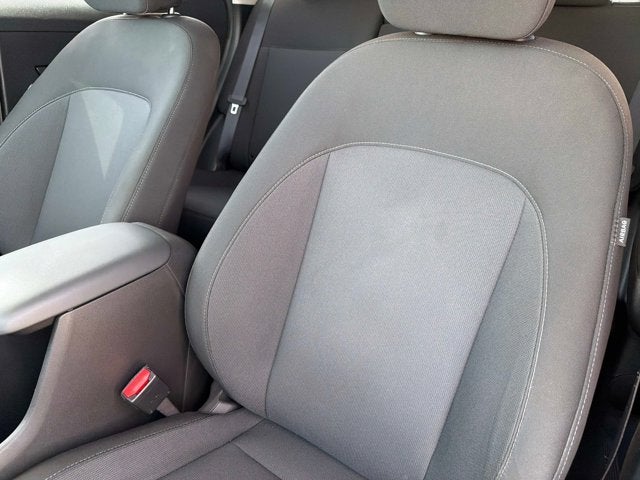 2024 Hyundai Kona Electric SEL