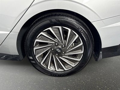 2025 Hyundai Sonata Hybrid SEL