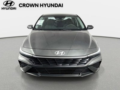 2025 Hyundai Elantra SE