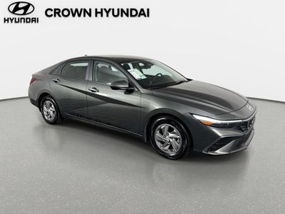 2025 Hyundai Elantra SE