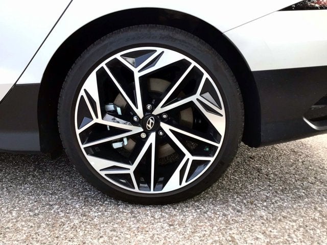 2023 Hyundai IONIQ 6 SEL