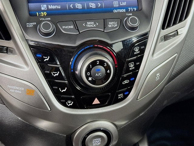 2013 Hyundai Veloster Base