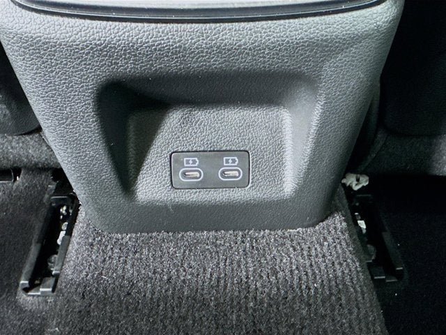 2025 Genesis G70 3.3T Sport Prestige