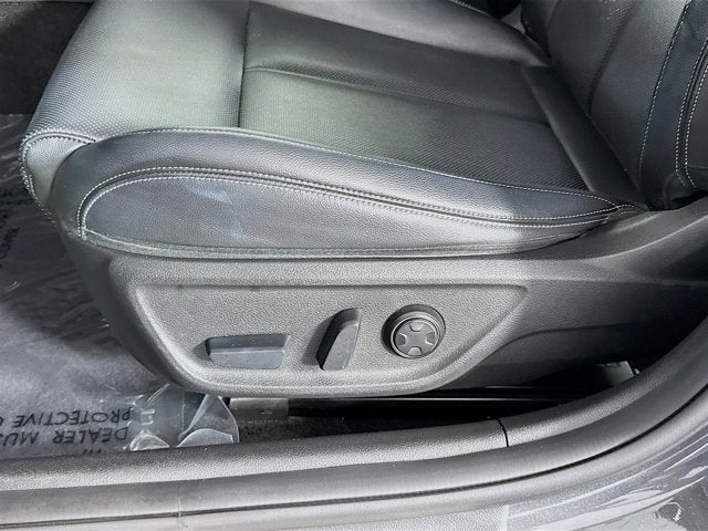 2021 Genesis G70 2.0T