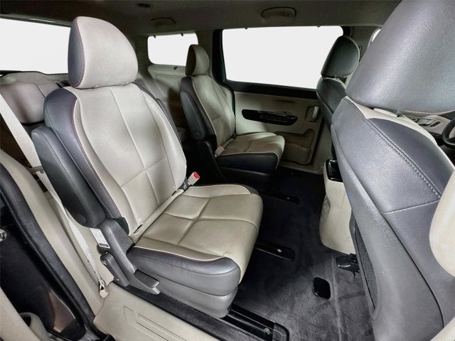 2017 Kia Sedona SX
