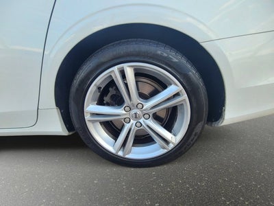 2018 Volvo S90 T5 Momentum