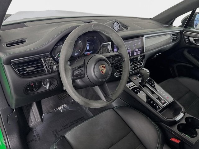 2023 Porsche Macan GTS