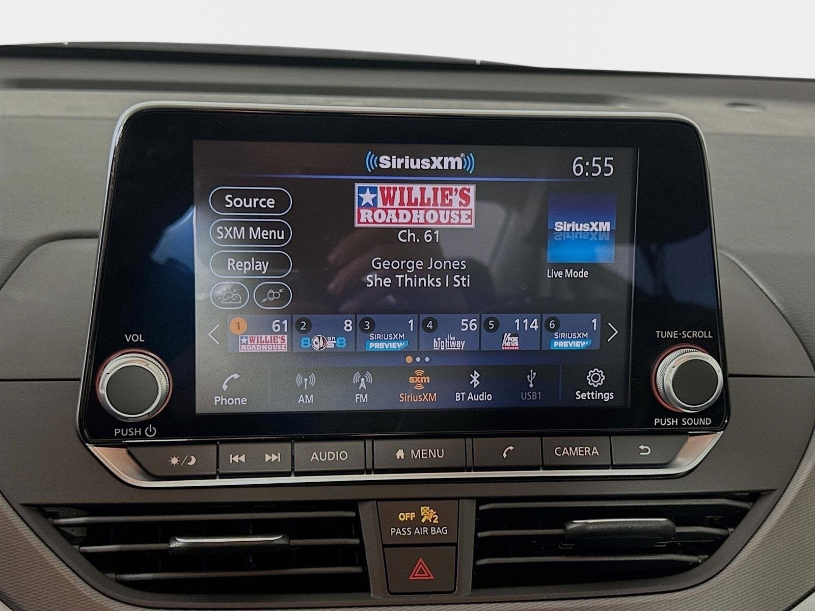 2025 Nissan Altima SR