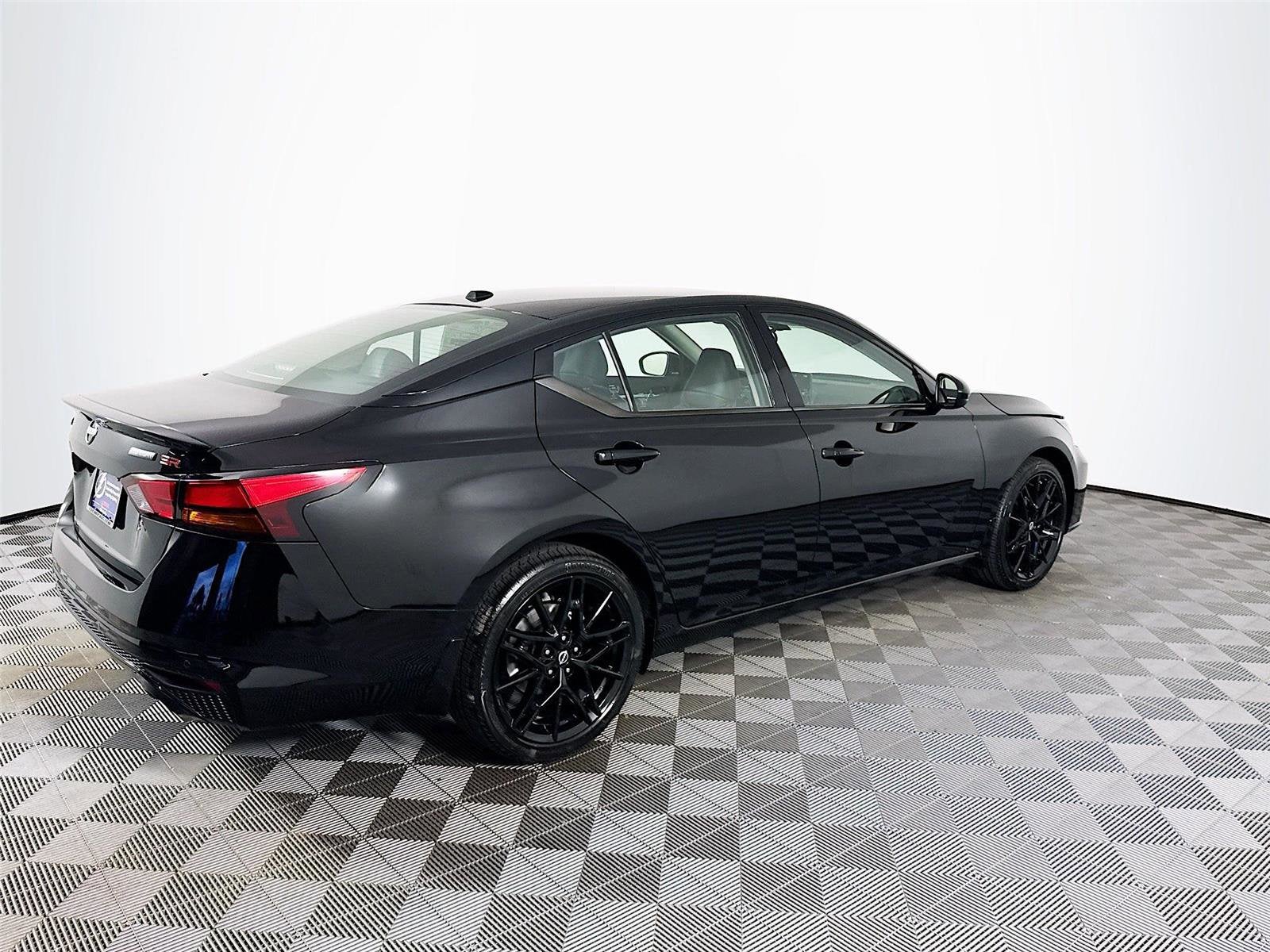 2026 Nissan Altima SR
