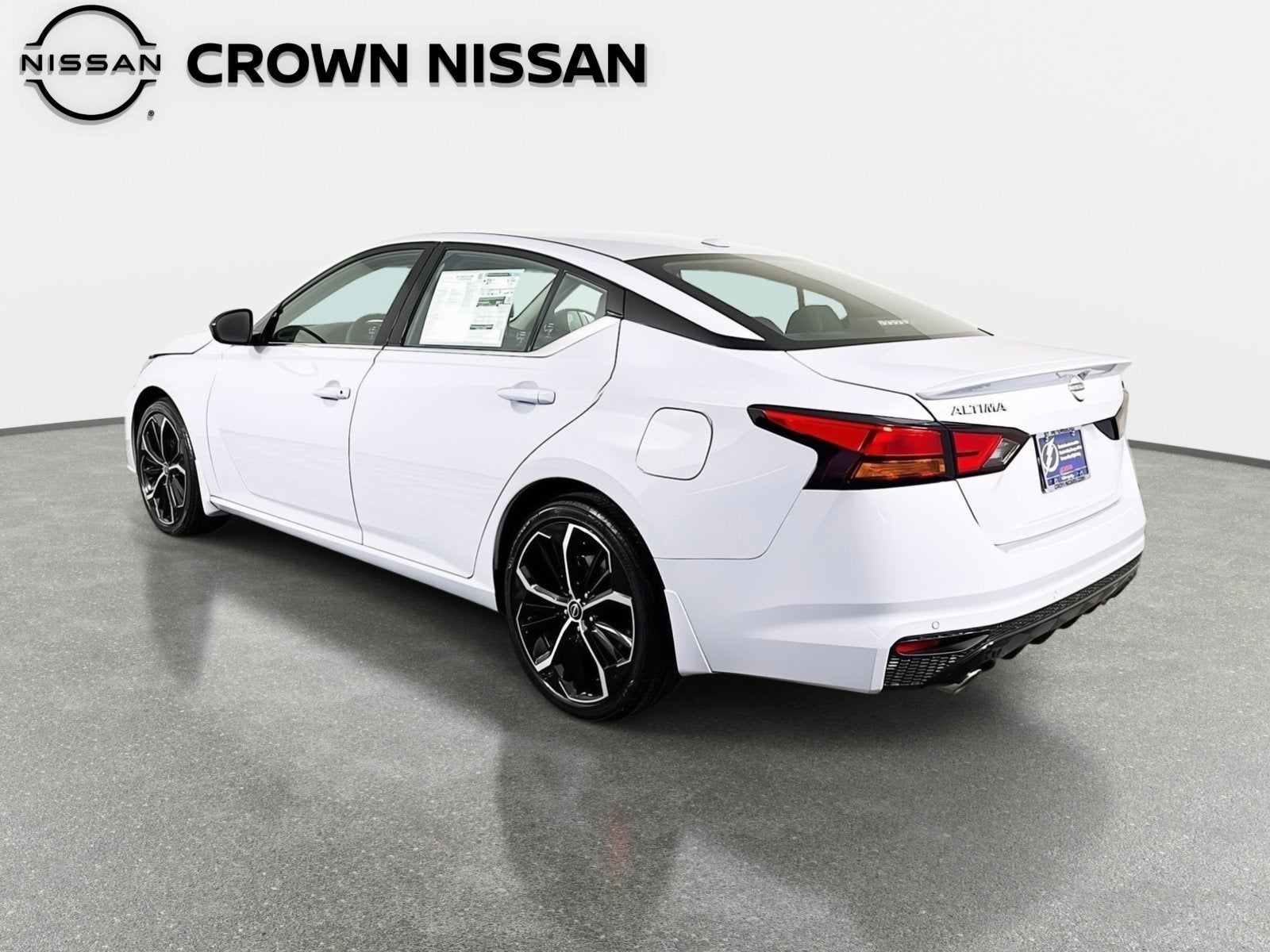 2025 Nissan Altima SR