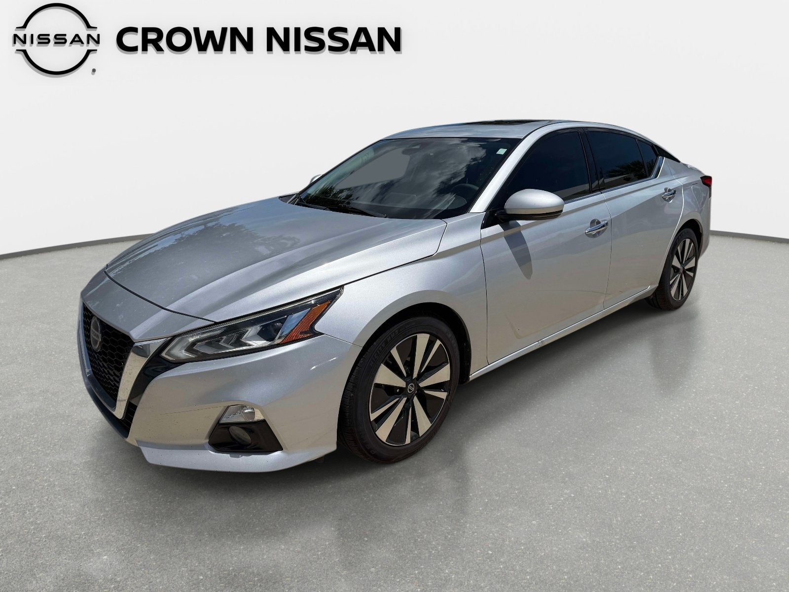 Used 2019 Nissan Altima SL with VIN 1N4BL4EV4KC214539 for sale in St. Petersburg, FL