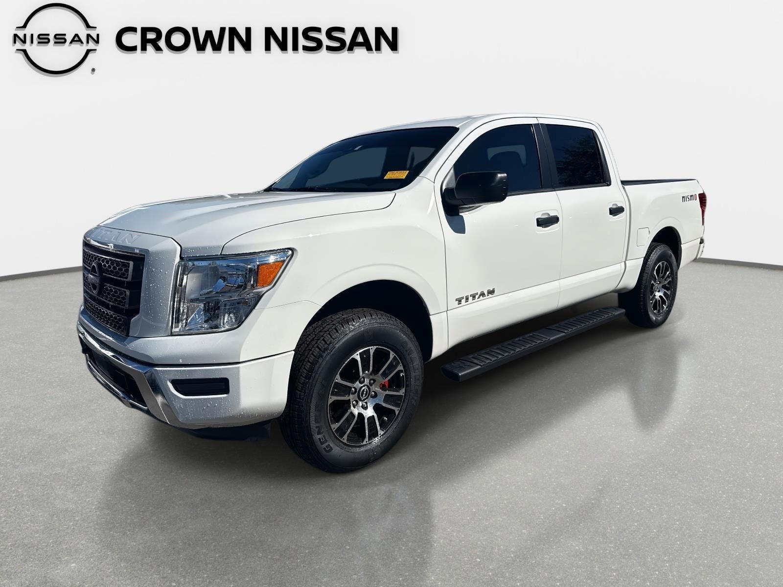 2024 Nissan Titan SV