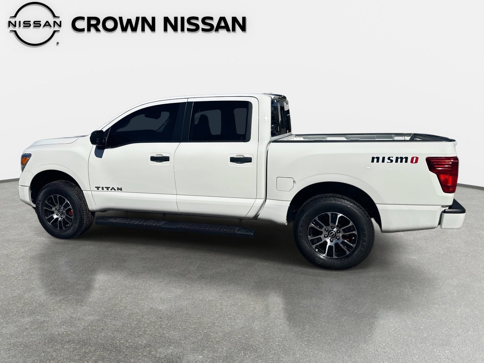 2024 Nissan Titan SV