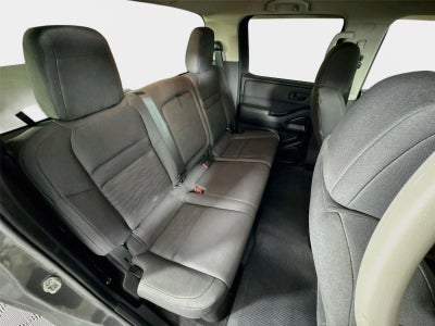2022 Nissan Frontier S