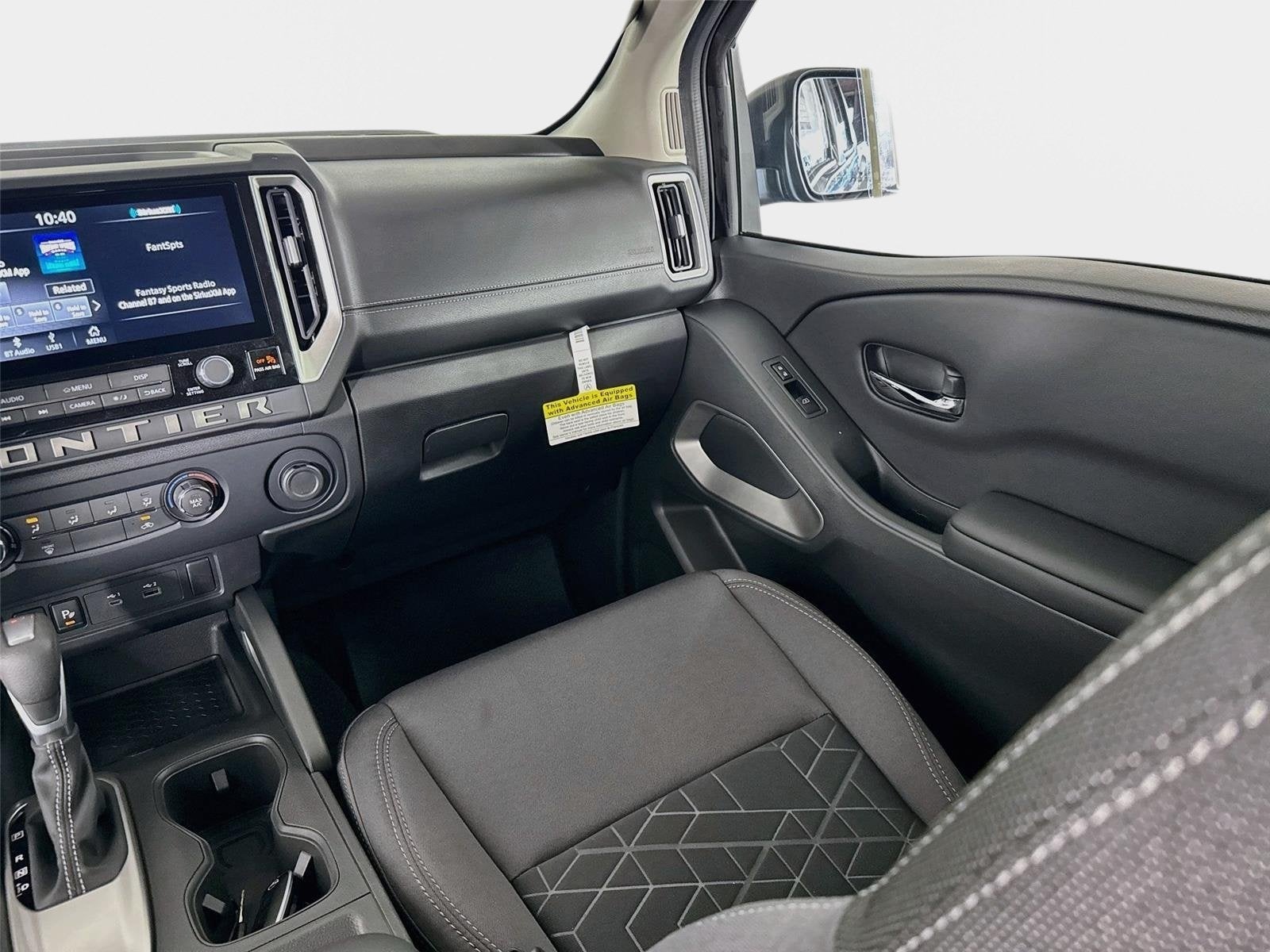 2027 Nissan Frontier SV