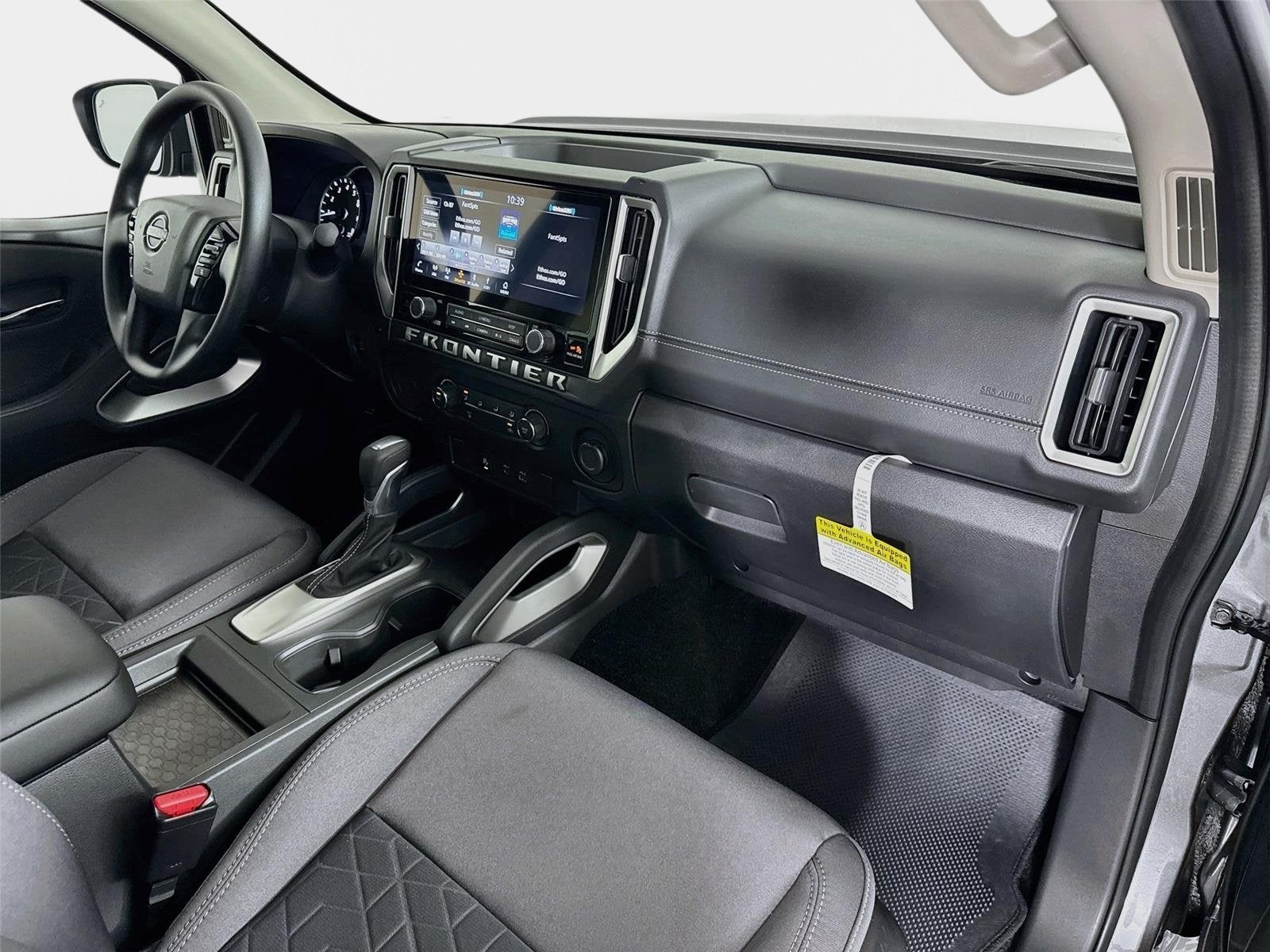 2027 Nissan Frontier SV