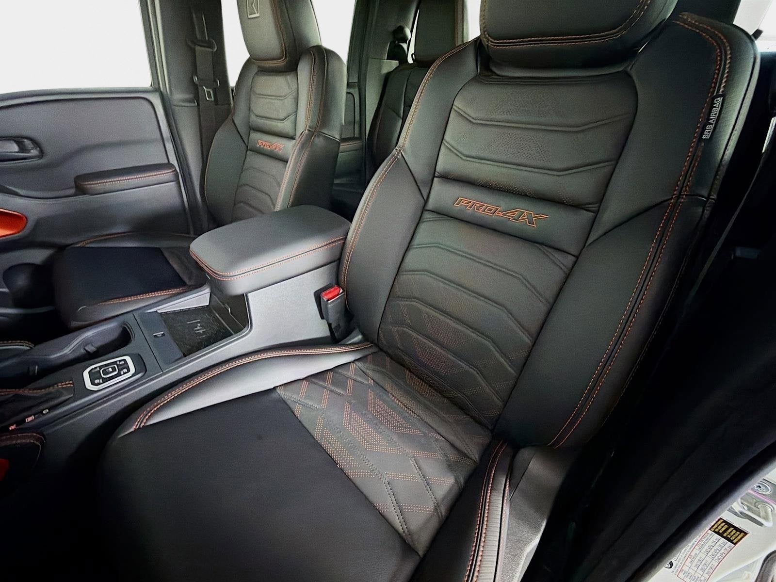 2026 Nissan Frontier PRO-4X w/R Package