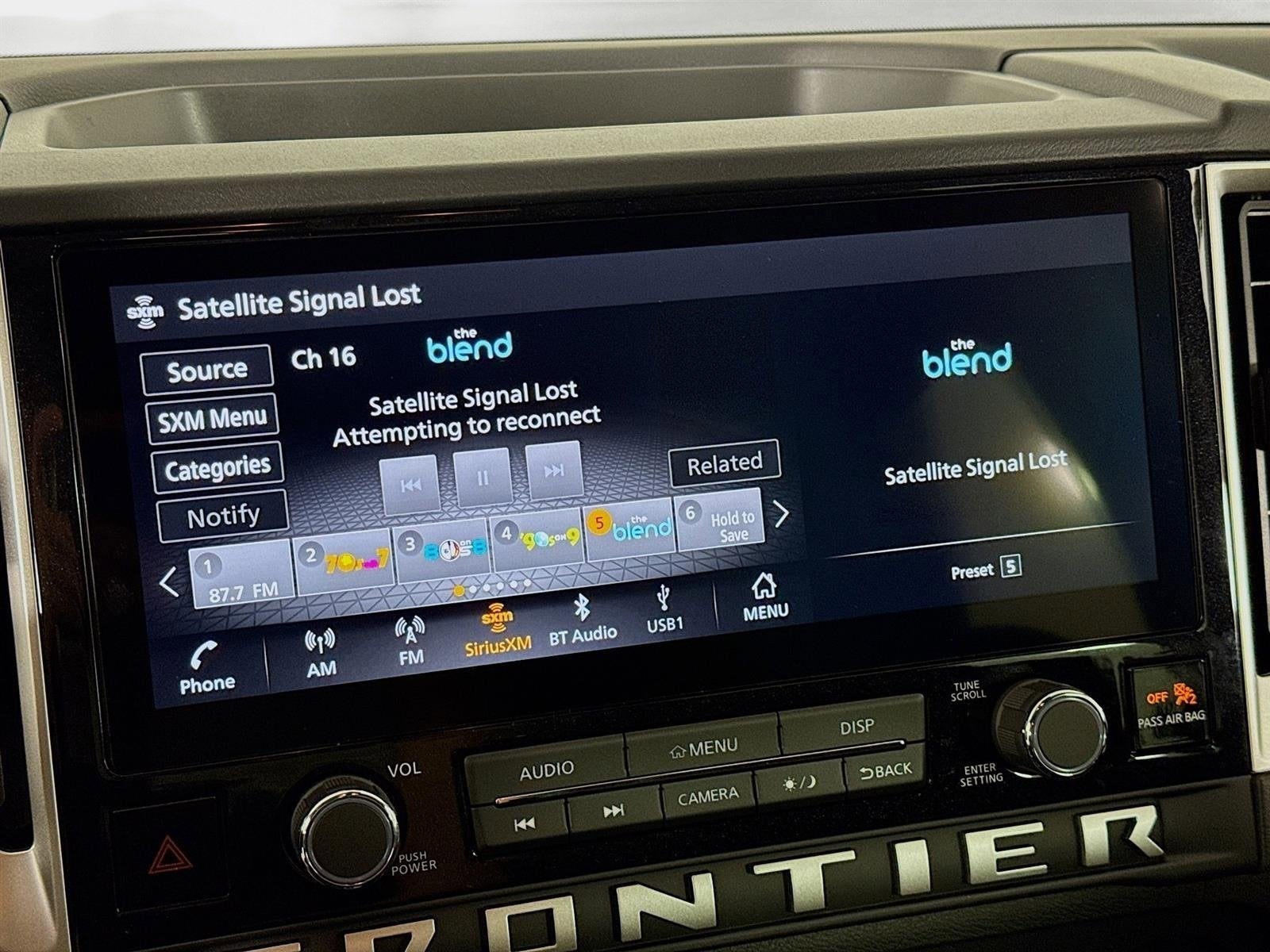 2026 Nissan Frontier SV