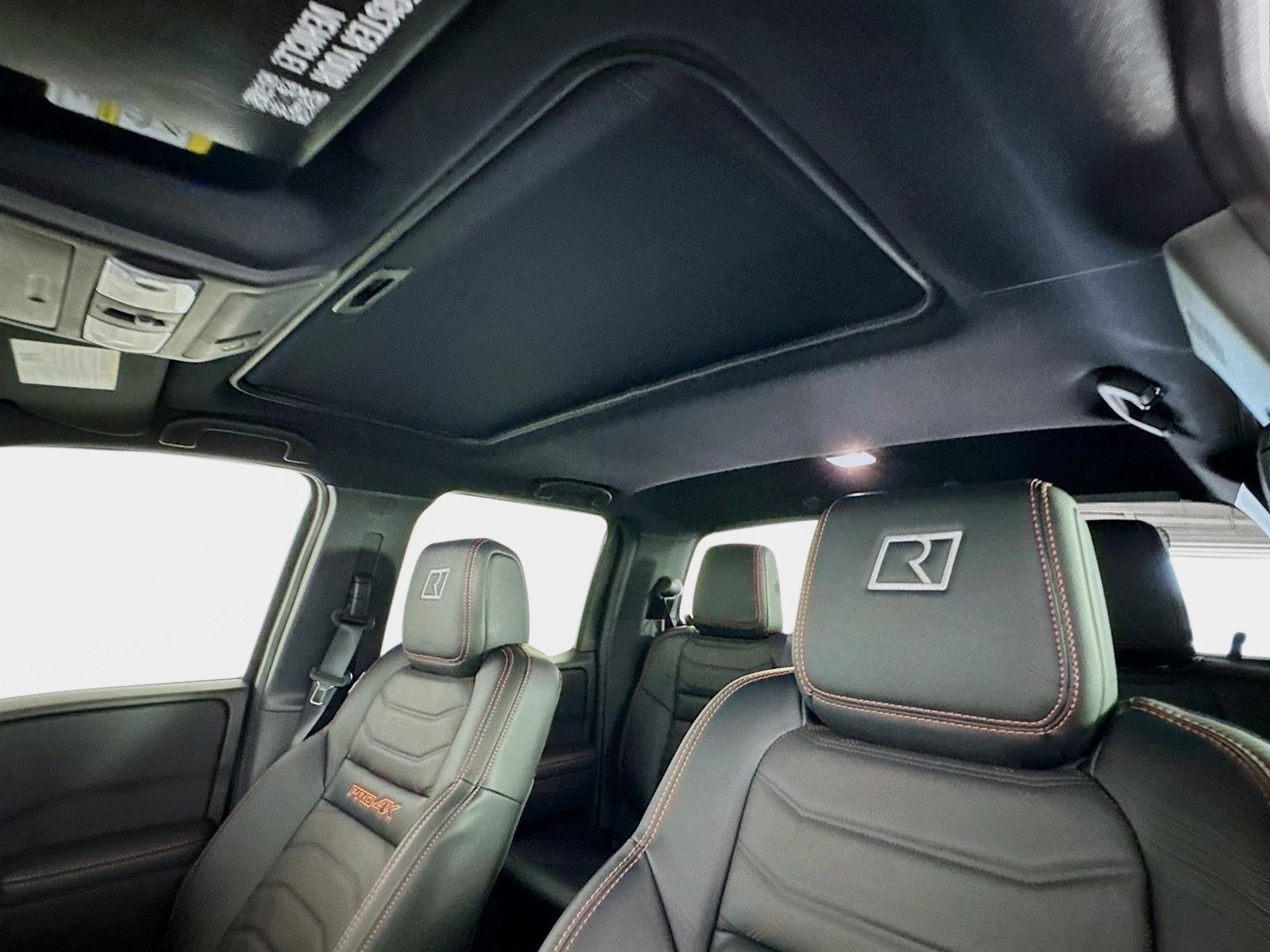 2026 Nissan Frontier PRO-4X w/R Package